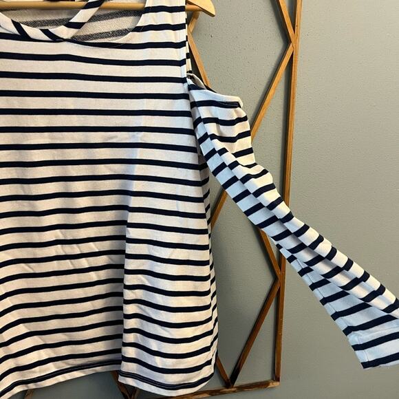 Lane Bryant Cold Shoulder Sweatshirt - Picture 2 of 3